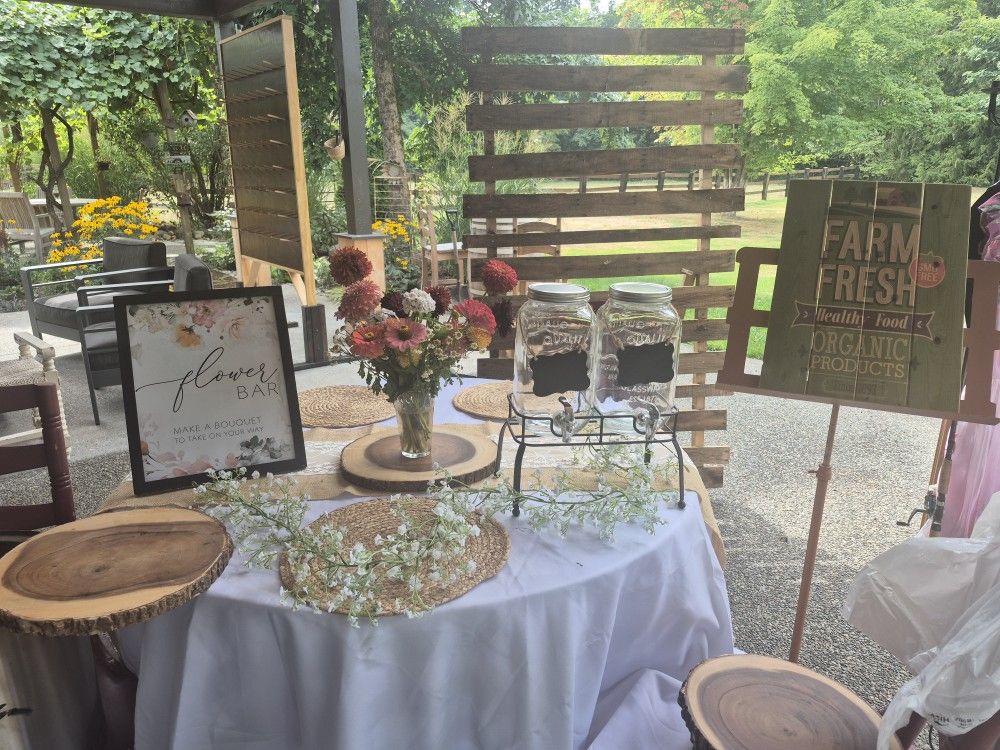 Wedding/ Shower Items