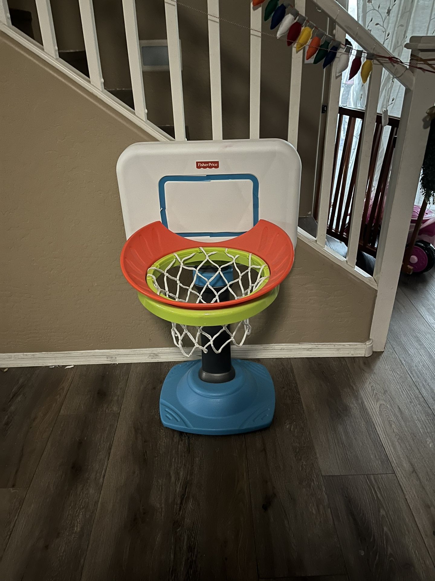 Little Tikes Basketball Hoop