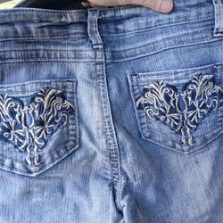 Womens Almost Famous Shorts