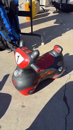 BOUNCING MOTORCYCLE