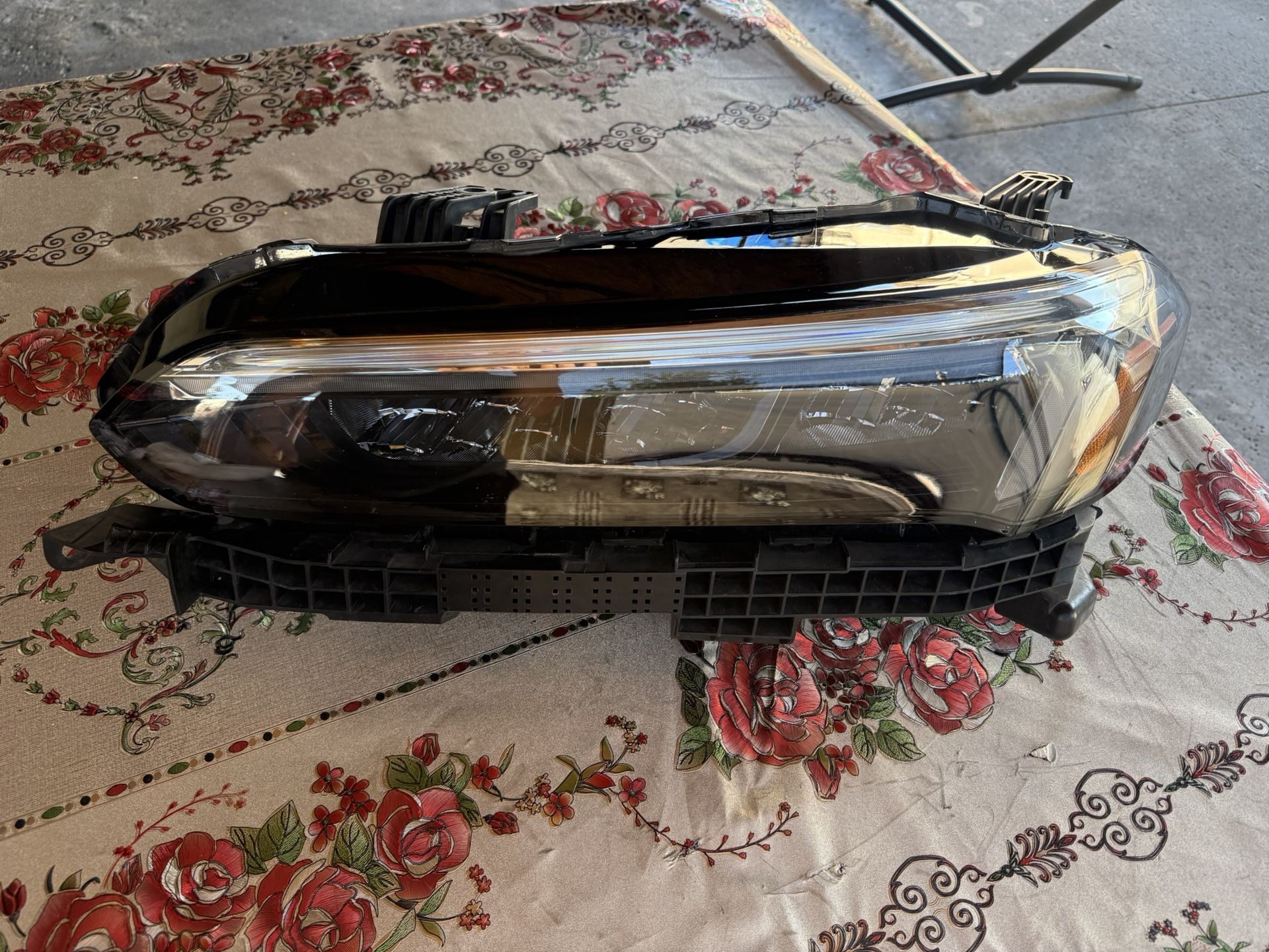 2025 Honda Civic Driver Side Headlight