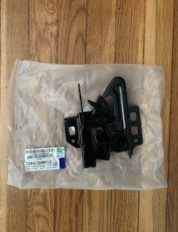 99-06 Chevy Truck Hood Latch