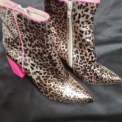 Betsey Johnson Ankle Booties 