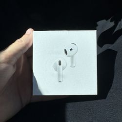 AirPods 4 ANC