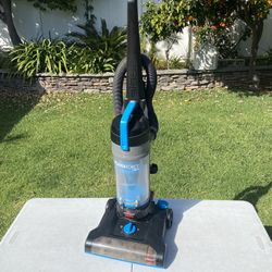 Bissell Powerforce Hellix Cannister Vacuum