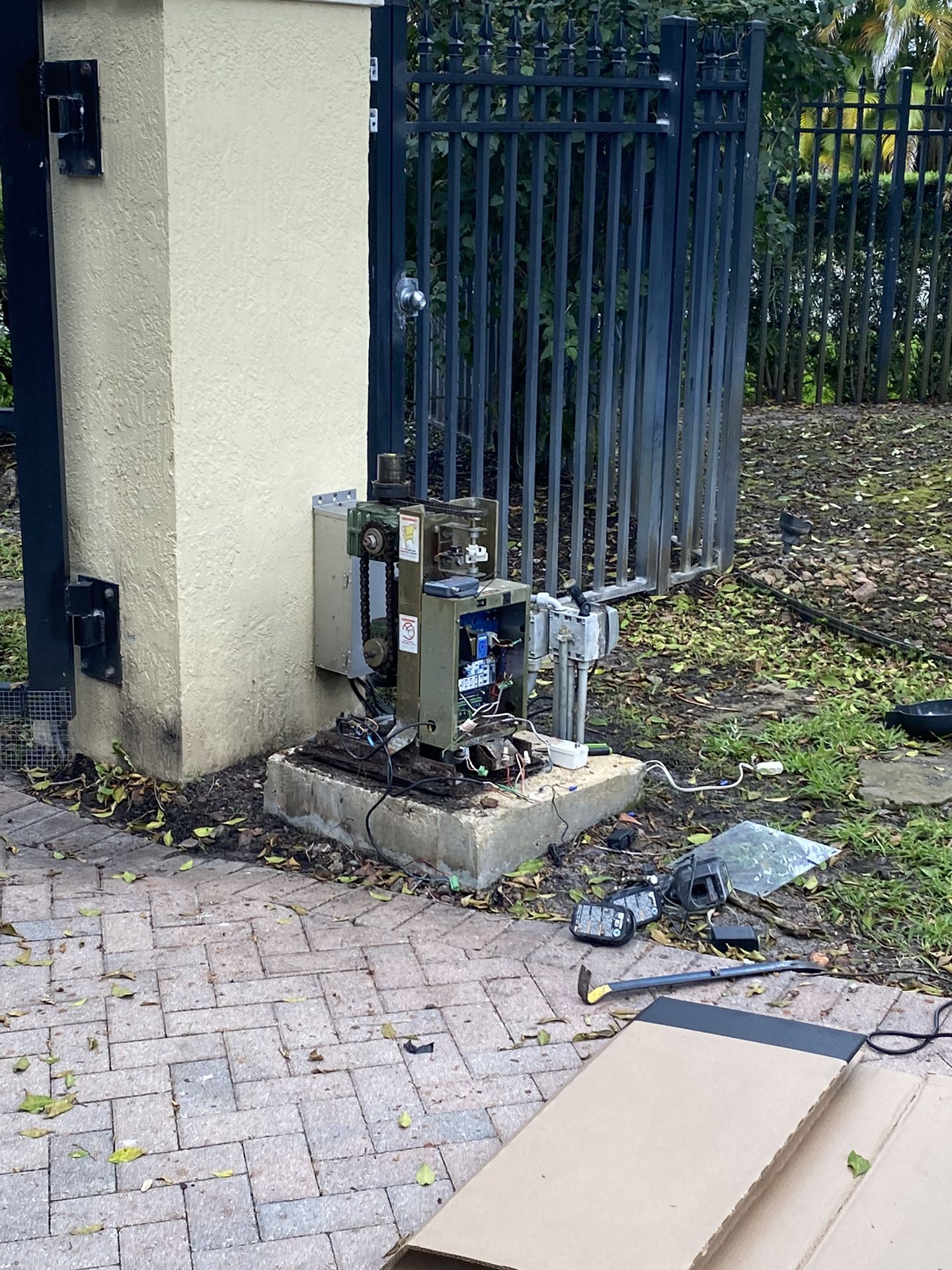 Electric Gate Motor Adjustment Replace And Parts