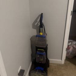 Bissell carpet cleaner 
