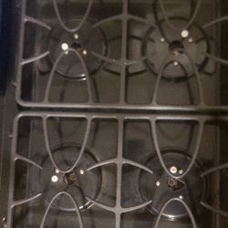 GE® 30" Built-In Gas Cooktop