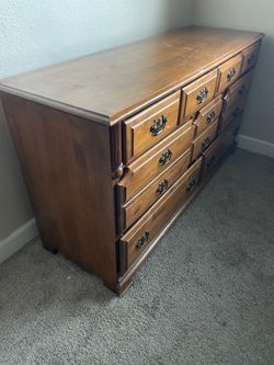 Dresser