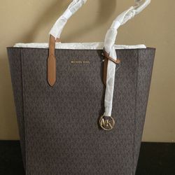 Michael Kors Tall Tote