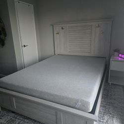 NEW Tuft & Needle Queen Mattress 6 Inch Firm Comfy