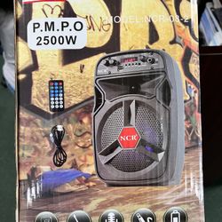 BRAND NEW BLUETOOTH SPEAKER
