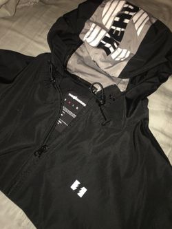 Hundreds windbreaker