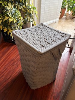 Gray Woven Laundry Hamper with Lid