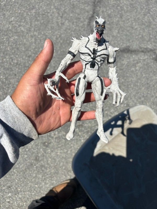 Anti Venom Action Figure Marvel