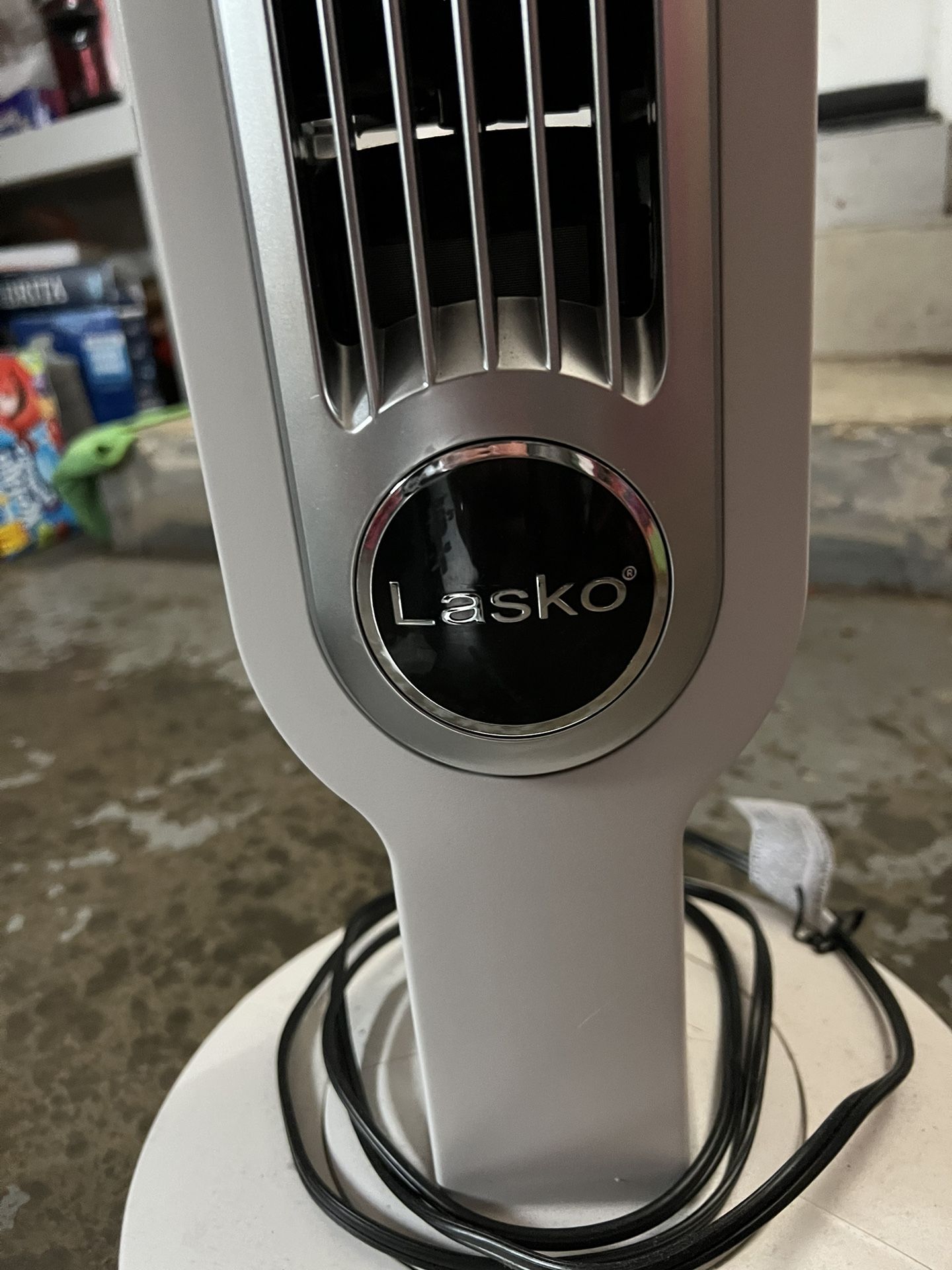 Lasko Oscillating Tower Fan