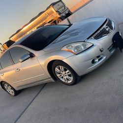 2010 Nissan Altima