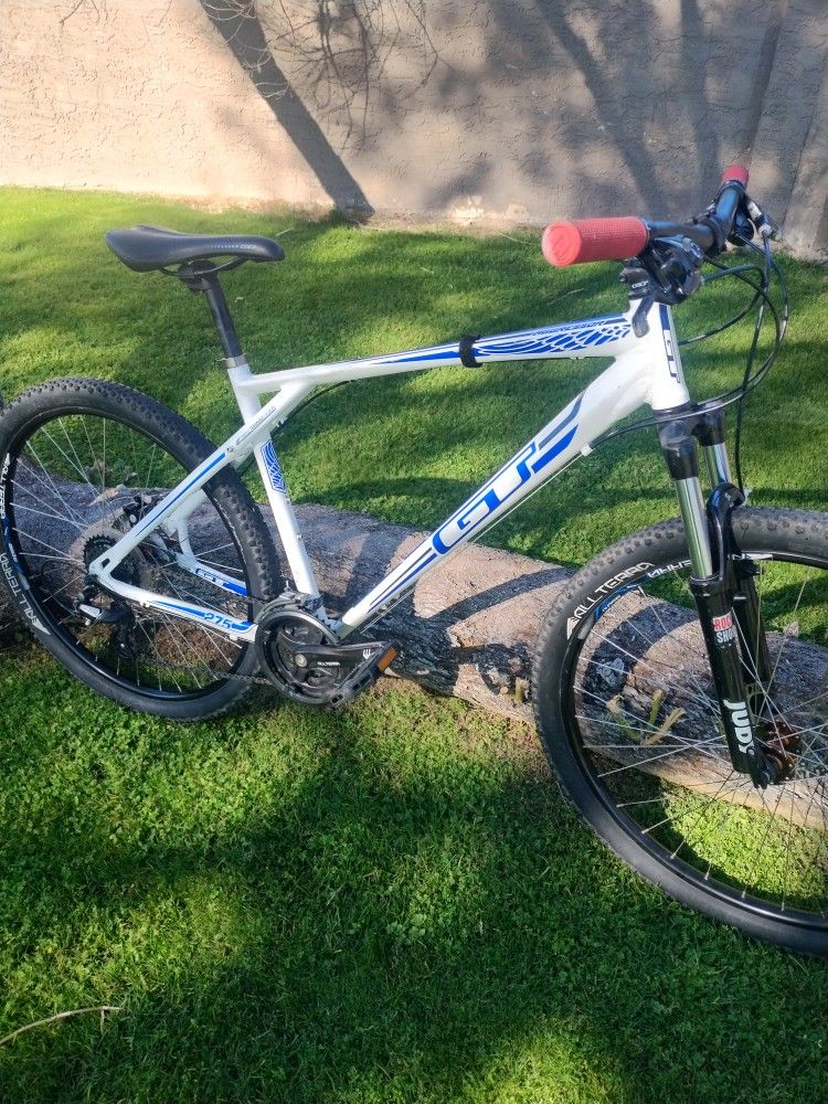 GT Aggressor Mountain Bike Nice