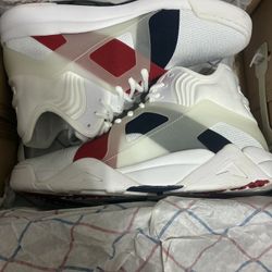 Fila the Cage Biege Shoes Size 9.5  Men’s Basketball NBA Rare 