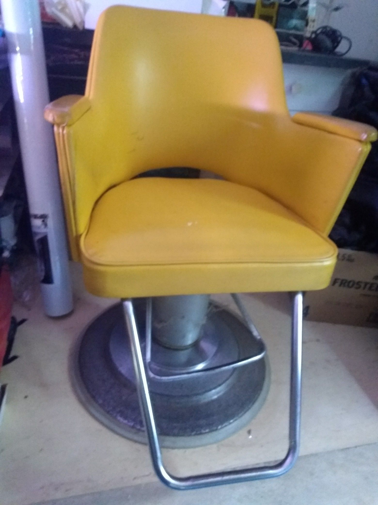 Beauty Salon Styling Chair