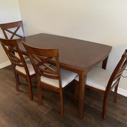 Dining Table With Chairs 