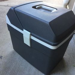 Volvo travel cooler/hotbox