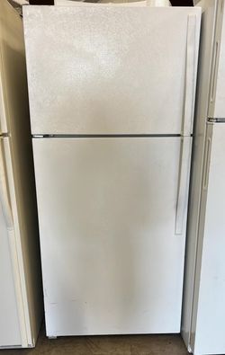 Frigidaire Top Mount  White Refrigerator
