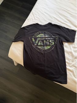 Men’s vans tshirt
