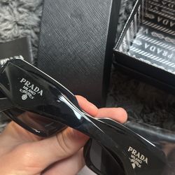 Prda Sunglasses