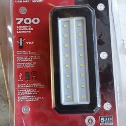 Milwaukee M12 Rover 700 Lumen Light