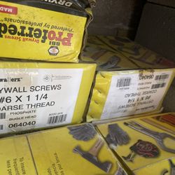 Screws/Drywall/Sheetrock 1” 1/4 