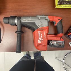Milwaukee Rotary Hammer