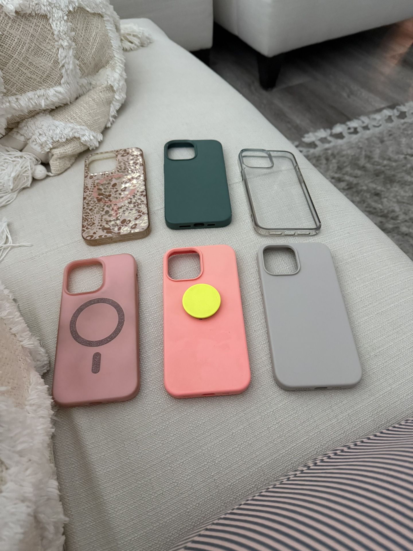 6 iPhone 13 Pro Max Cases