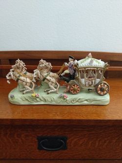 Vintage Porcelain Carriage