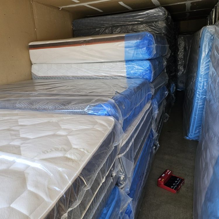 Your Choice On A Brand New Single Twin Double Full Queen King California King XL Twin Mattress