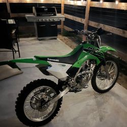 Kawasaki BRAND NEW
