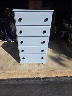 5-Drawer Wood Dresser Refinished