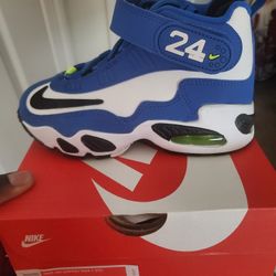 Kids Griffey Size 12c