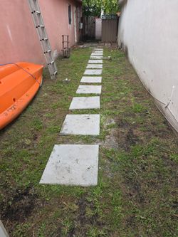 Nice and cozy 1/1  apt with a nice patio for BBQ!