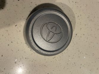 Toyota Rav 4 center cap