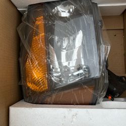 Nissan Titan Headlights  2006 