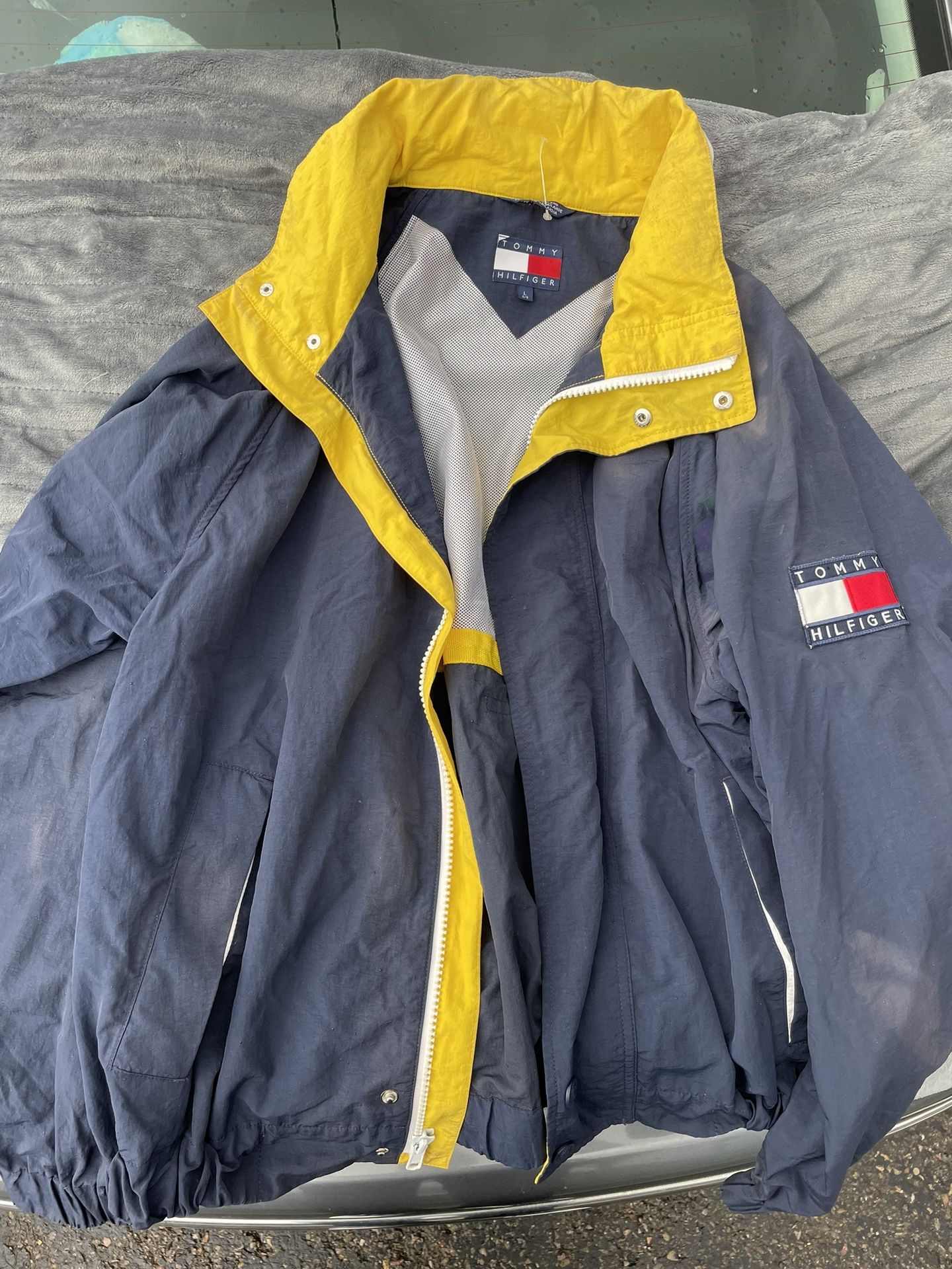 Tommy Hilfiger Vintage Yellow Windbreaker With Hoodie Sailing Jacket Size L