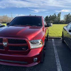 Dodge ram 1500 Hemi V8 