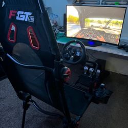 Racing Cockpit + G29 Wheel-pedals
