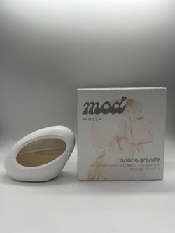 Ariana Grande MOD Vanilla Eau de Parfum 3.4 oz (100 ml)