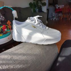 Woman's Puma 