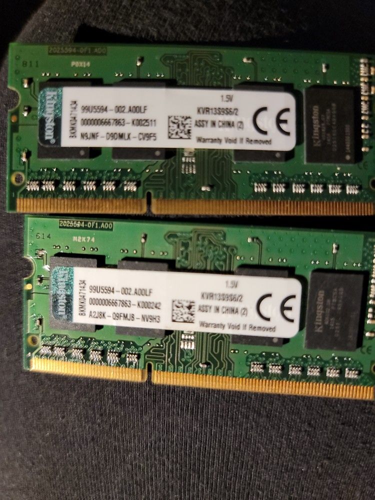 Kingston DDR3 SO-DIMM 2 of 2gb each Total 4gb