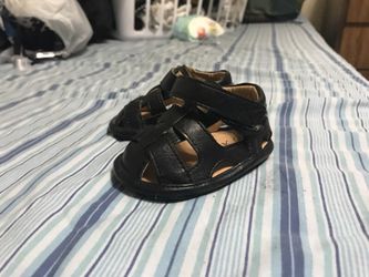 Baby sandals size 1