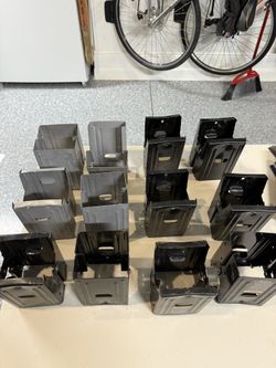 Sawhorse brackets