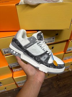 LV shoes
